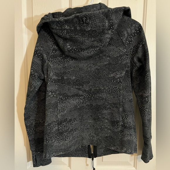 Lululemon Scuba Hoodie Light Cotton Fleece - Picture 8 of 10